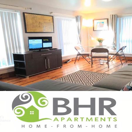 Perfect Central City Location - Parking - 3 Beds - 2 Bedrooms Belfast Zewnętrze zdjęcie